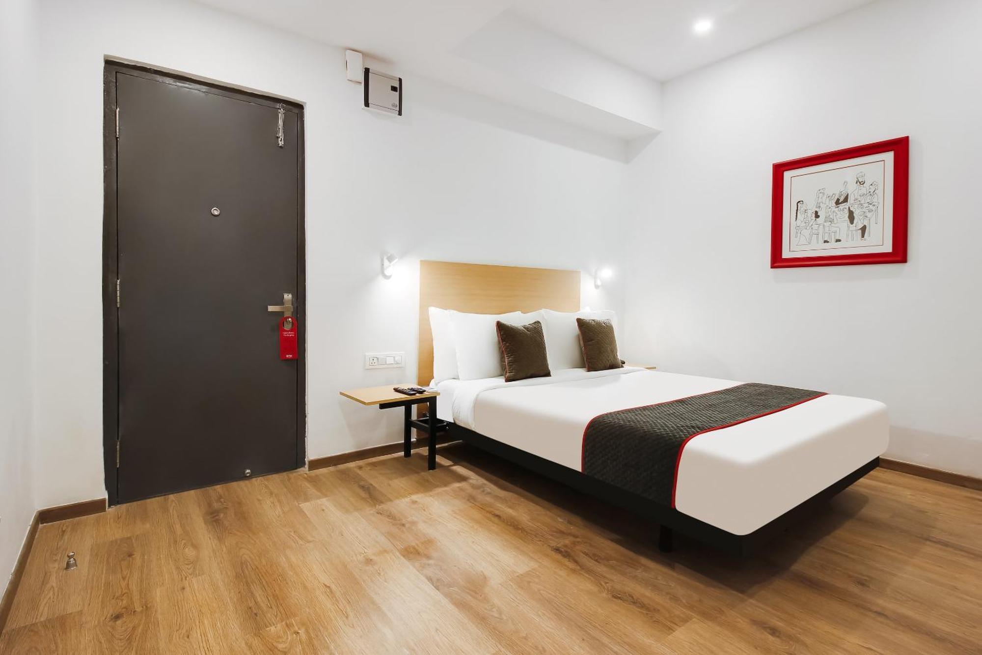 היידראבד Super Townhouse The Cinco Hotel Near Esi Hospital מראה חיצוני תמונה