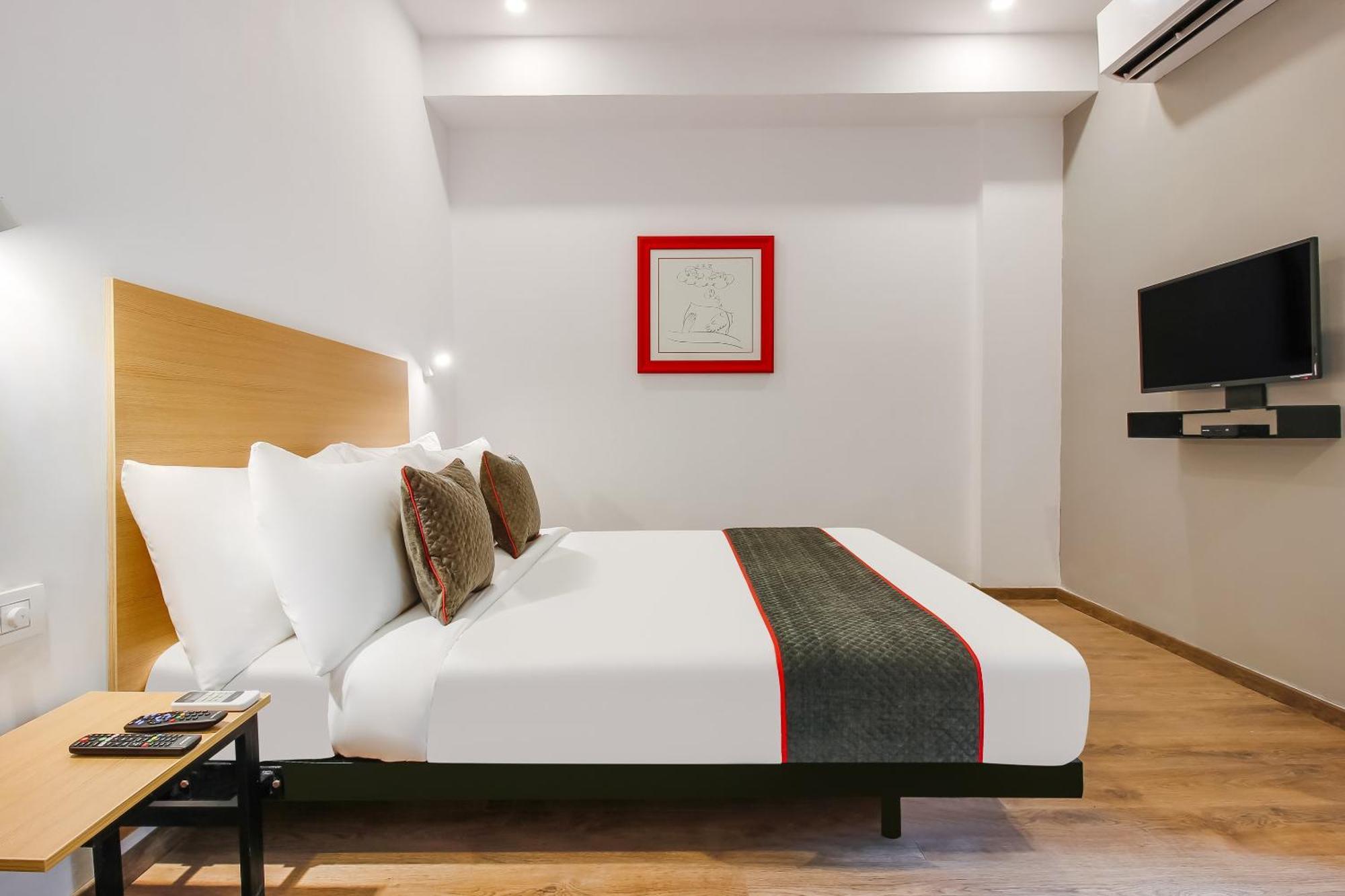 היידראבד Super Townhouse The Cinco Hotel Near Esi Hospital מראה חיצוני תמונה