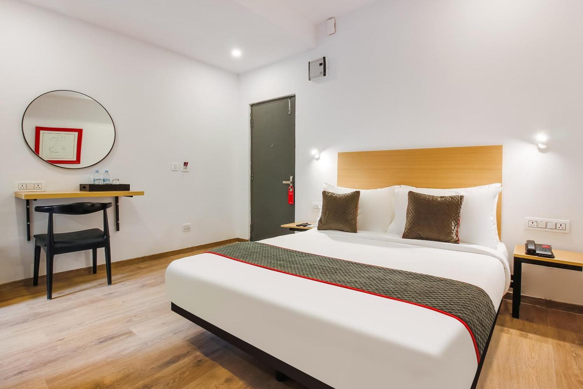 היידראבד Super Townhouse The Cinco Hotel Near Esi Hospital מראה חיצוני תמונה