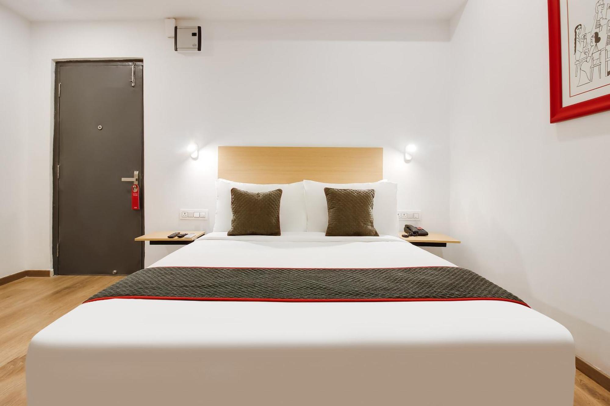היידראבד Super Townhouse The Cinco Hotel Near Esi Hospital מראה חיצוני תמונה
