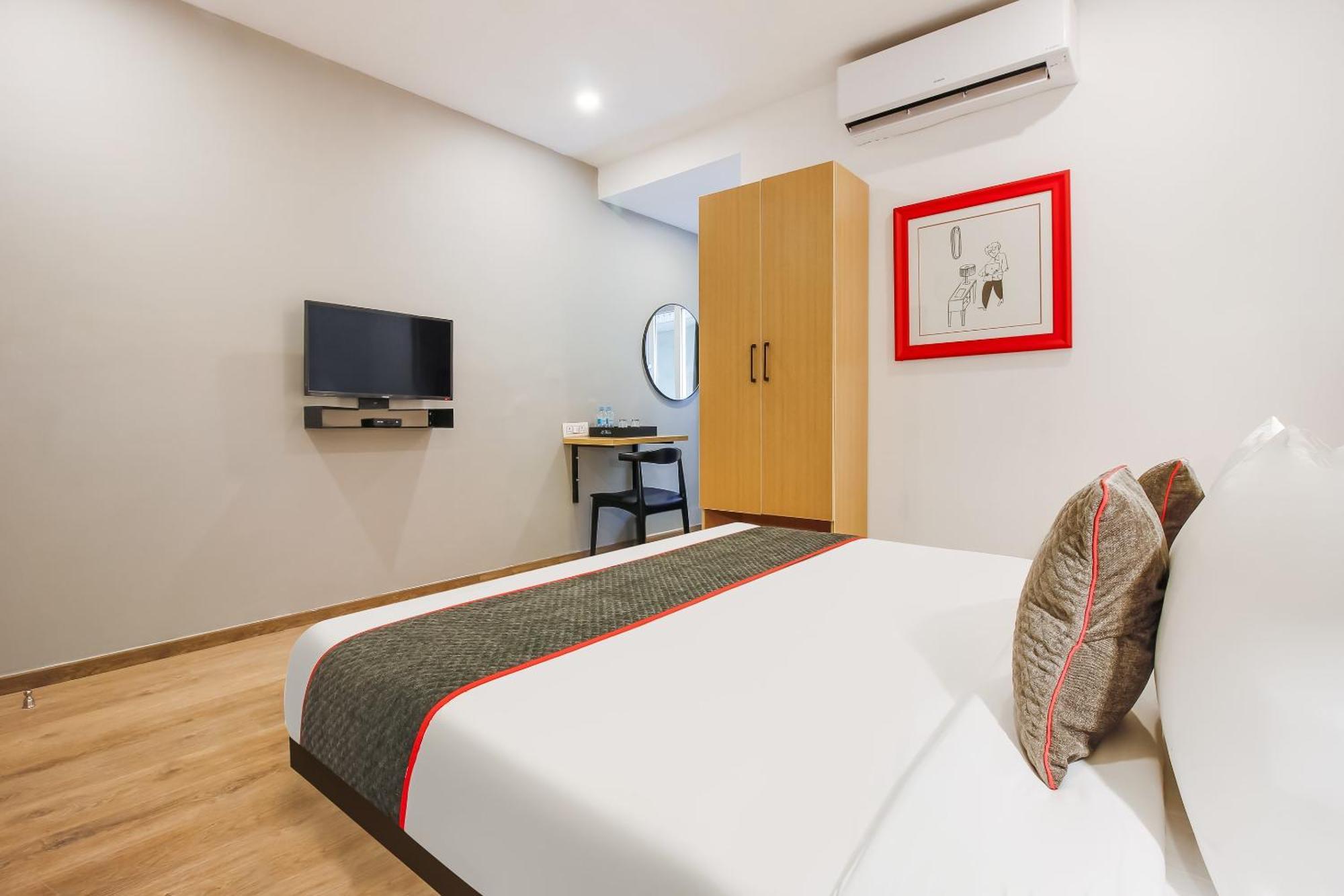 היידראבד Super Townhouse The Cinco Hotel Near Esi Hospital מראה חיצוני תמונה